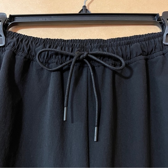 Aritzia | Tna Rush Pant Slim Track Pants Pull-On Joggers Zippers Black Size M - Picture 4 of 13